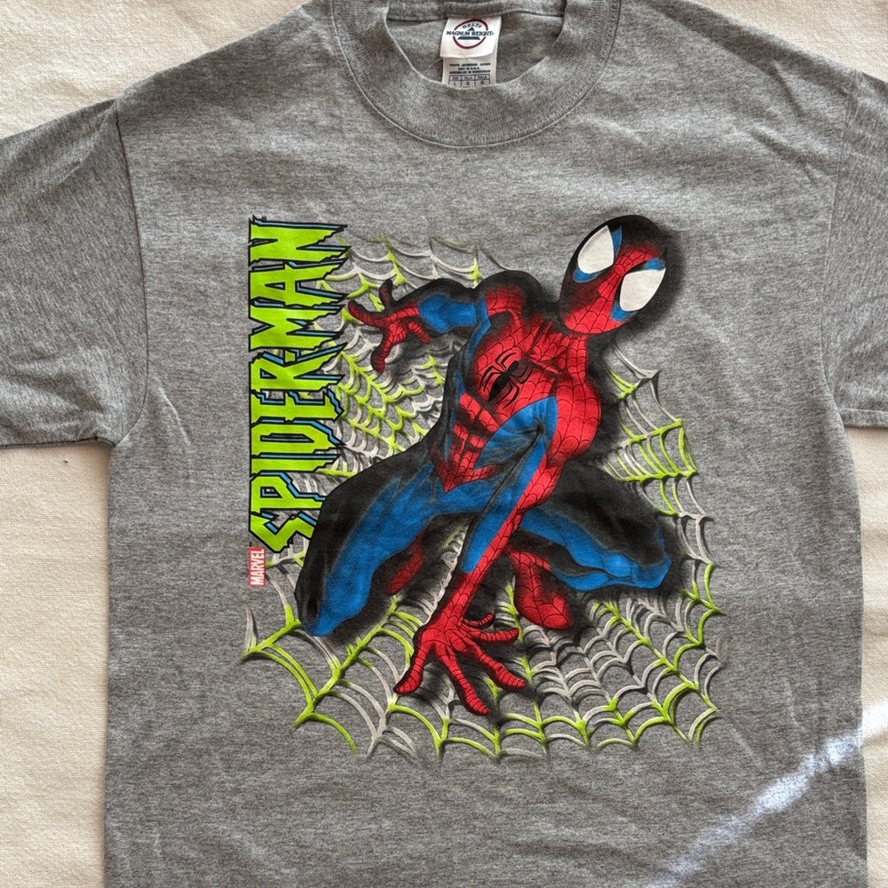 Shirt Spider-Man boys new size L 12/14  cotton 10% polyester Delta Magnum Weight